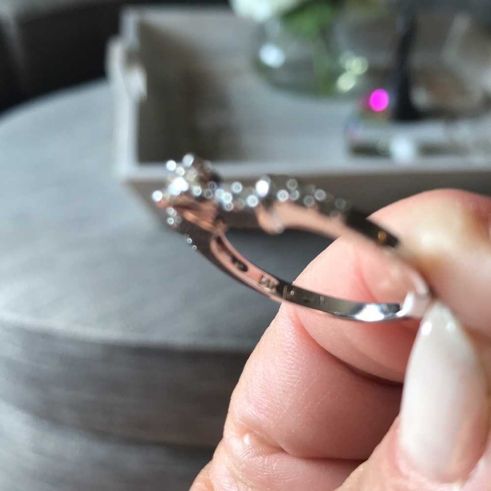 Diamond ring - Picture 4 of 4
